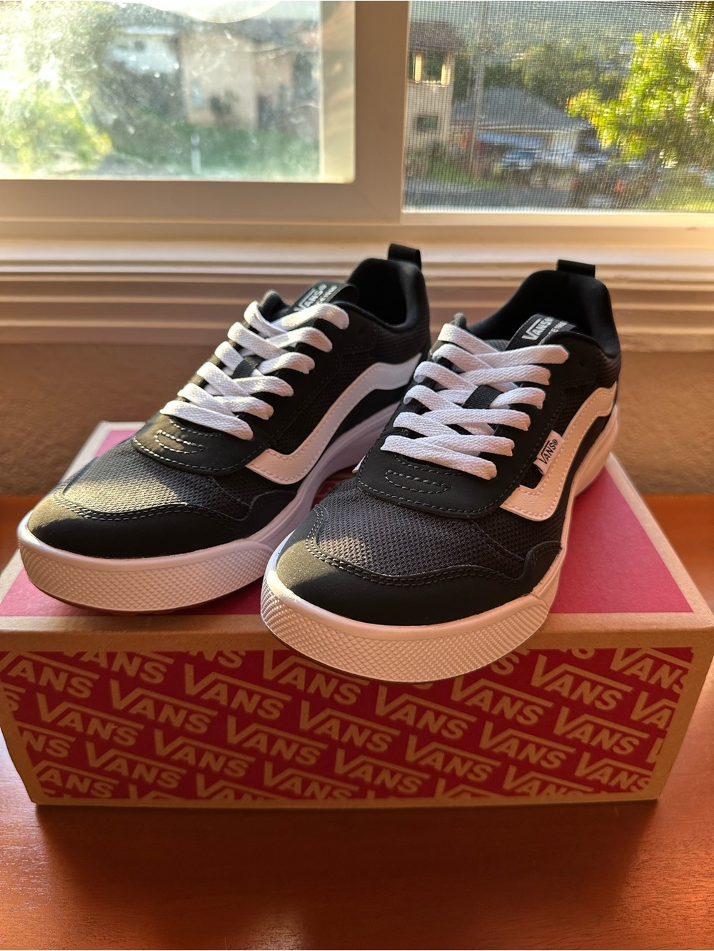 Vans Ultra Range